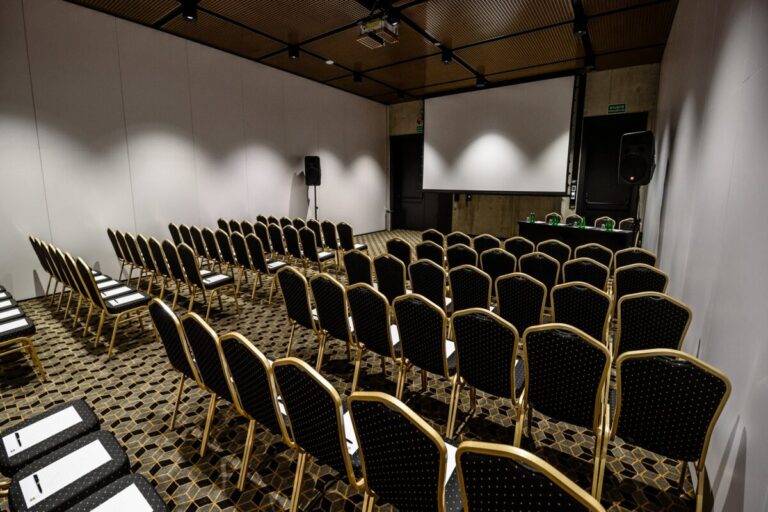 202105271535240 Zamek biskupi 03 1200x800 1 768x512